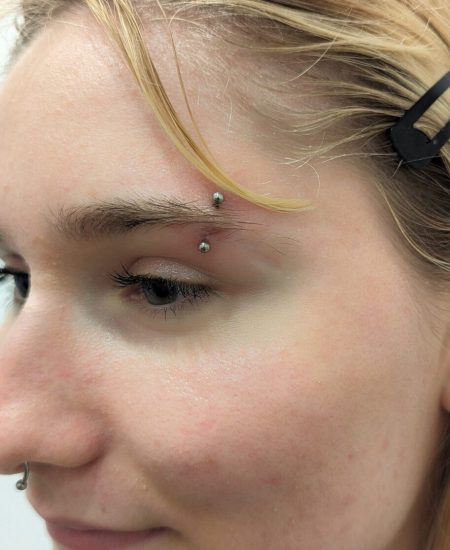 Augenbraue59_edited-r9m1lbrvog57rbbs5r1l3igqtjf3w7bstmv23edyik